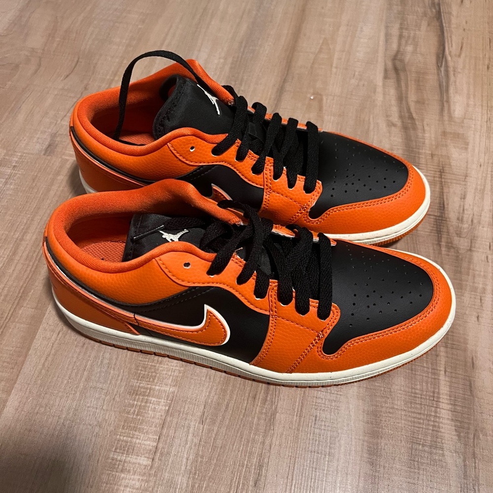 Air Jordan 1 low